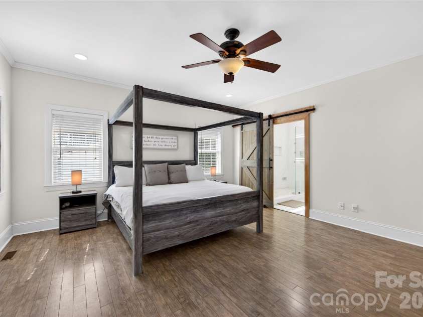8628 Brookgreen Drive, Mint Hill, NC 28227.  MLS# CAR4380326, YatesRealty ID 30627. Primary Bedroom