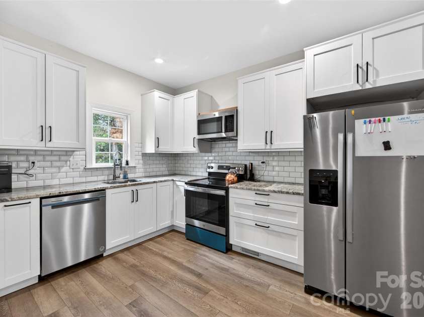 8628 Brookgreen Drive, Mint Hill, NC 28227.  MLS# CAR4380326, YatesRealty ID 30627. Secondary living quarters Kitchen