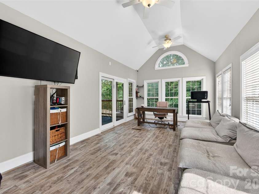 8628 Brookgreen Drive, Mint Hill, NC 28227.  MLS# CAR4380326, YatesRealty ID 30627. Sun Room