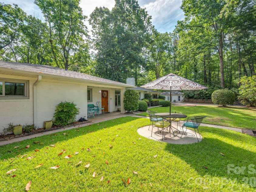 1620 Butter Street, Landrum, SC 29356.  MLS# CAR4392837, YatesRealty ID 30628. Front Lawn