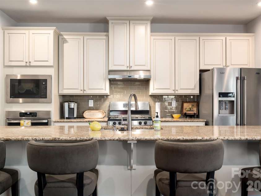 8400 Bretton Woods Drive, Charlotte, NC 28227.  MLS# CAR4364906, YatesRealty ID 30629. 