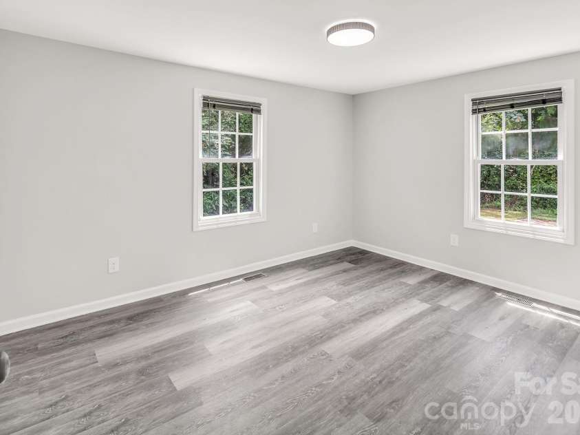 2091 & 2095 Catawba River Road, Fort Lawn, SC 29714.  MLS# CAR4283024, YatesRealty ID 3063. #2091 Bedroom 1