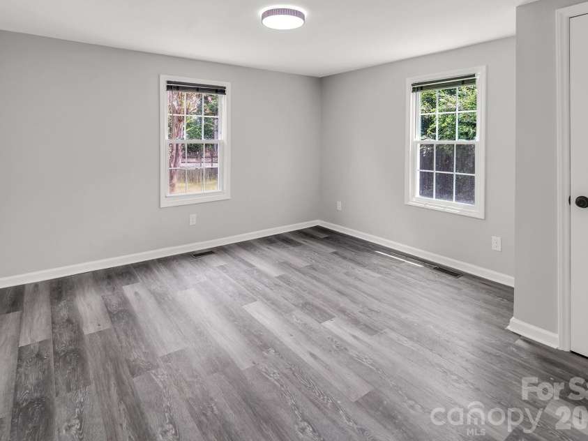 2091 & 2095 Catawba River Road, Fort Lawn, SC 29714.  MLS# CAR4283024, YatesRealty ID 3063. #2091 Bedroom 2