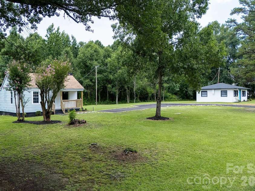 2091 & 2095 Catawba River Road, Fort Lawn, SC 29714.  MLS# CAR4283024, YatesRealty ID 3063. 