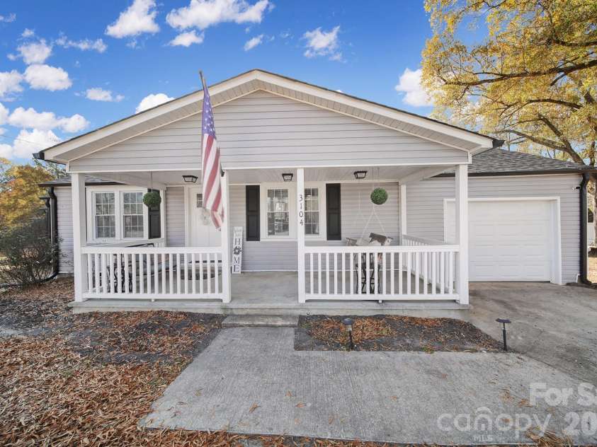 3104 Taxahaw Road, Lancaster, SC 29720.  MLS# CAR4325694, YatesRealty ID 3063. 