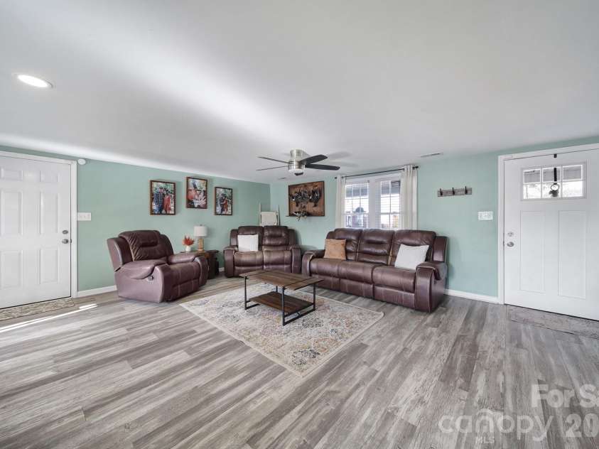3104 Taxahaw Road, Lancaster, SC 29720.  MLS# CAR4325694, YatesRealty ID 3063. 