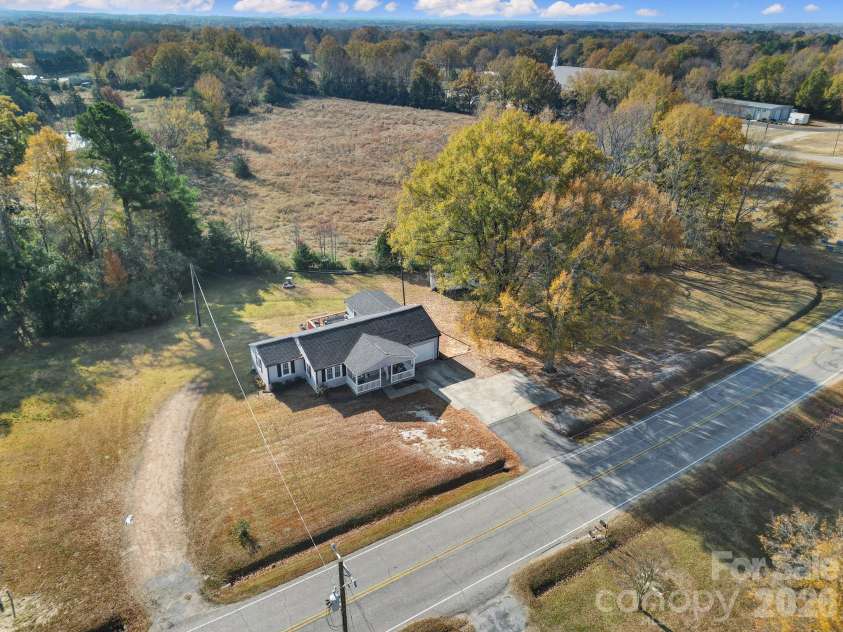 3104 Taxahaw Road, Lancaster, SC 29720.  MLS# CAR4325694, YatesRealty ID 3063. 