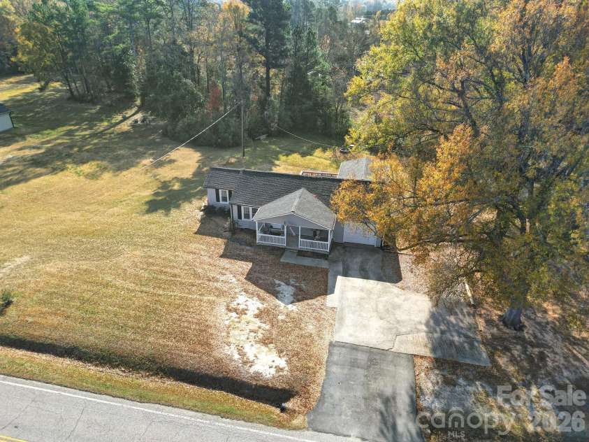 3104 Taxahaw Road, Lancaster, SC 29720.  MLS# CAR4325694, YatesRealty ID 3063. 