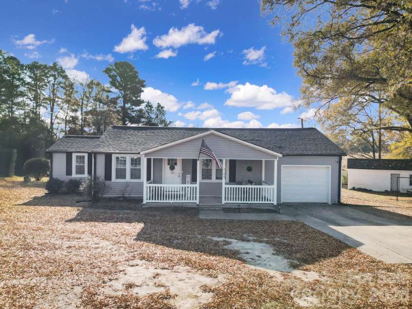 3104 Taxahaw Road, Lancaster, SC 29720.  MLS# CAR4325694, YatesRealty ID 3063. 