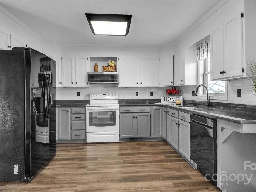 50 Berea Church Quincy Road, Hiddenite, NC 28636.  MLS# CAR4211002, YatesRealty ID 3063. 