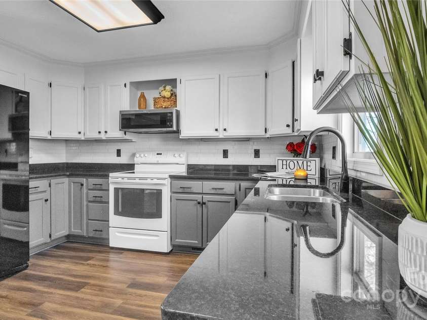 50 Berea Church Quincy Road, Hiddenite, NC 28636.  MLS# CAR4211002, YatesRealty ID 3063. 