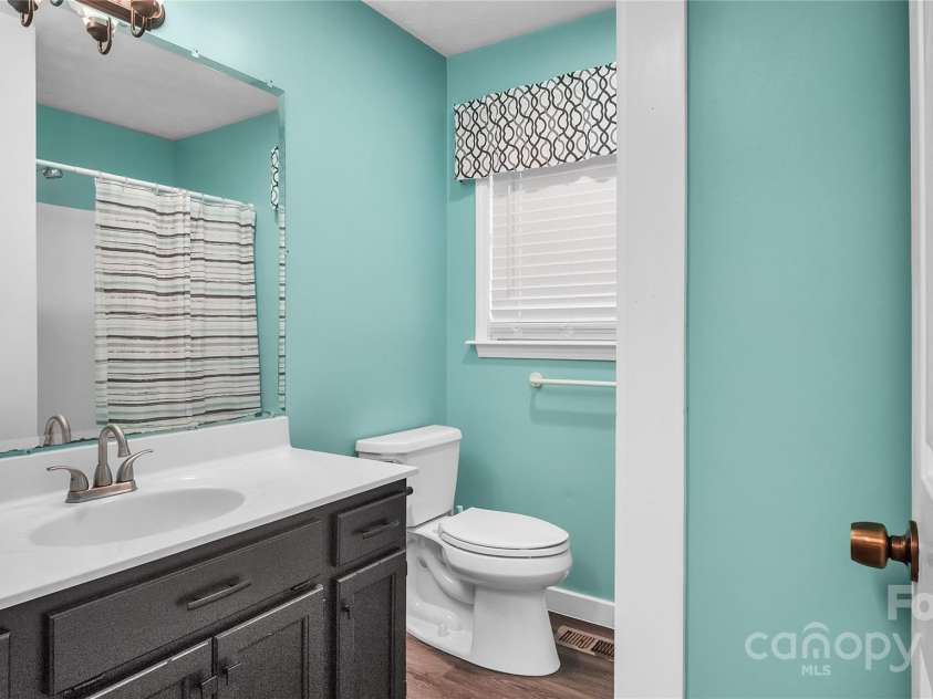 50 Berea Church Quincy Road, Hiddenite, NC 28636.  MLS# CAR4211002, YatesRealty ID 3063. 