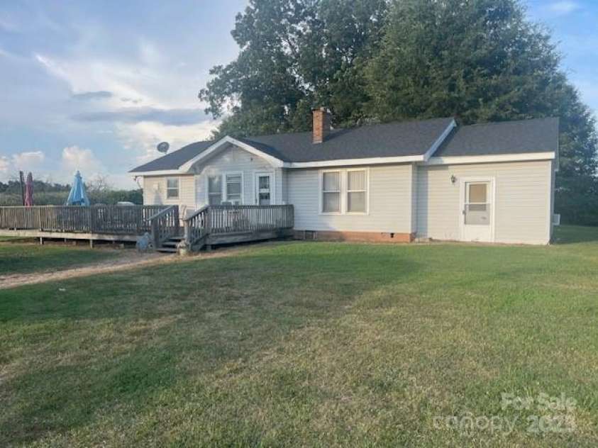 3513 Gilboa Road, Marshville, NC 28103.  MLS# CAR4283541, YatesRealty ID 30630. 