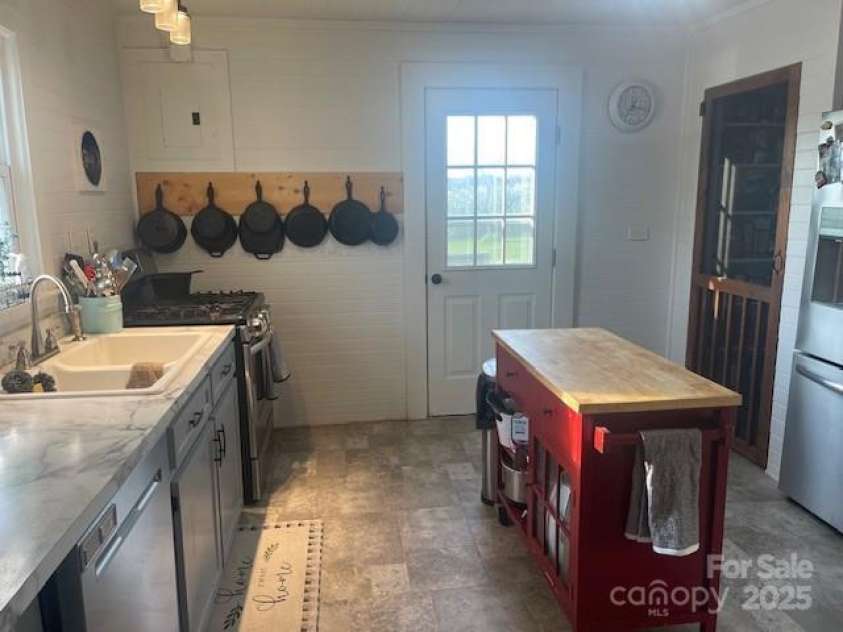 3513 Gilboa Road, Marshville, NC 28103.  MLS# CAR4283541, YatesRealty ID 30630. 