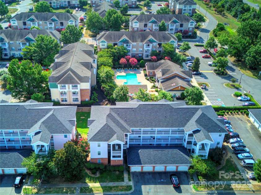 9022 Meadow Vista Road, Charlotte, NC 28213.  MLS# CAR4286241, YatesRealty ID 30632. 