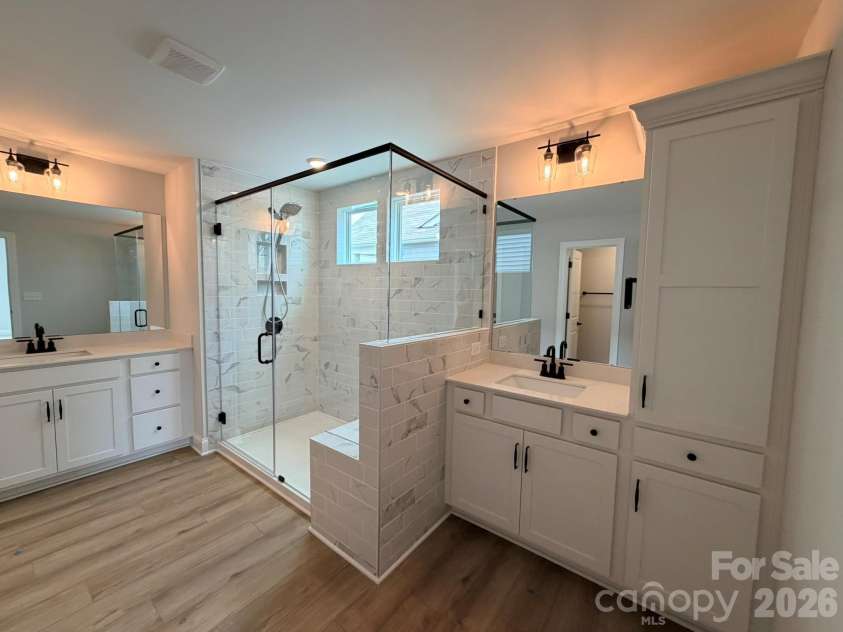 153 Grouse Run Way, Troutman, NC 28166.  MLS# CAR4383145, YatesRealty ID 30634. Primary Bathroom