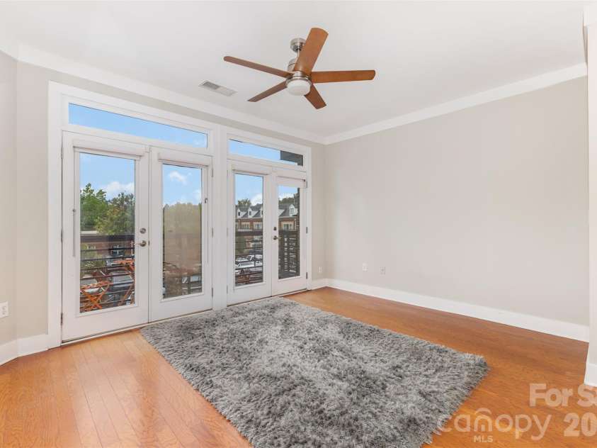 772 Cotton Gin Alley, Davidson, NC 28036.  MLS# CAR4334928, YatesRealty ID 30637. Living room