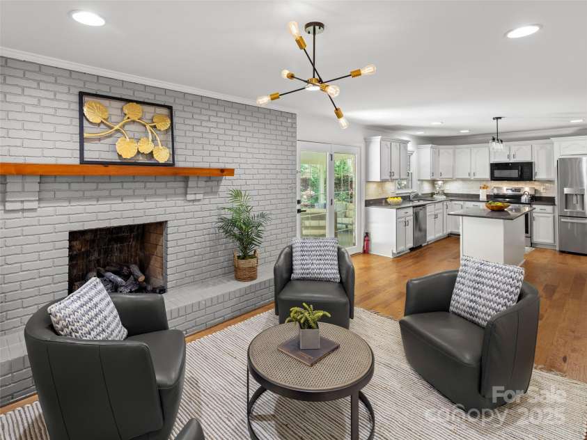 124 New Rockwood Road, Arden, NC 28704.  MLS# CAR4260829, YatesRealty ID 30638. 