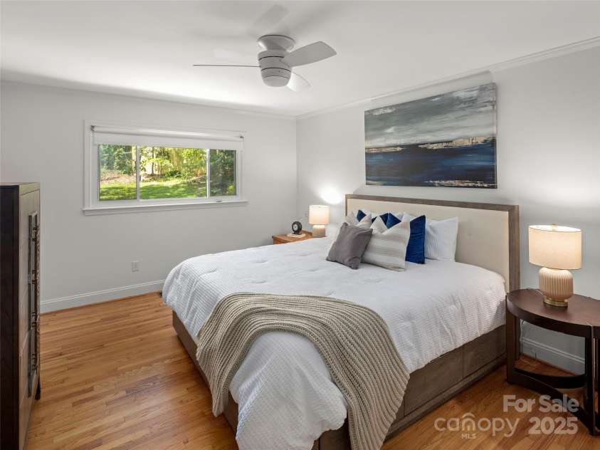 124 New Rockwood Road, Arden, NC 28704.  MLS# CAR4260829, YatesRealty ID 30638. 