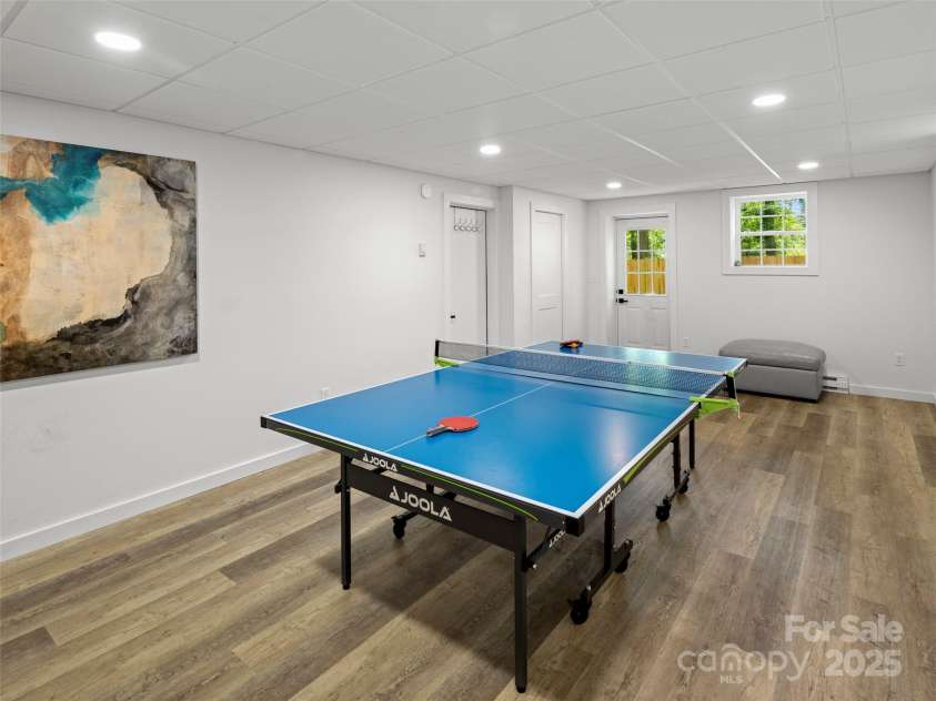 124 New Rockwood Road, Arden, NC 28704.  MLS# CAR4260829, YatesRealty ID 30638. 