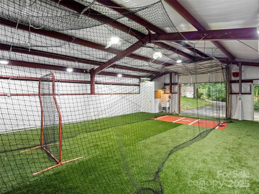 124 New Rockwood Road, Arden, NC 28704.  MLS# CAR4260829, YatesRealty ID 30638. 