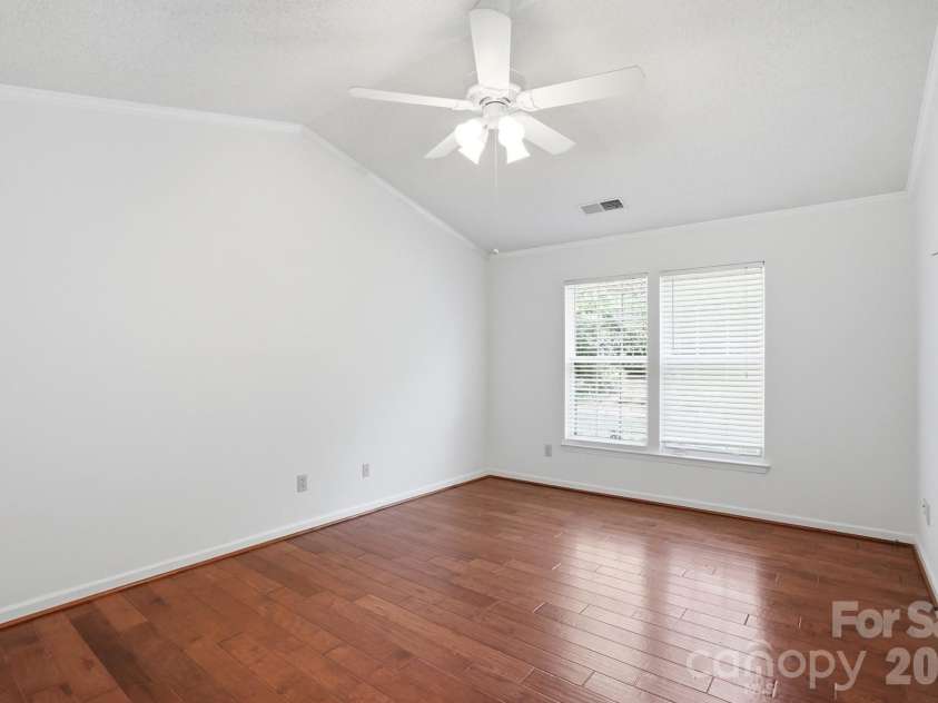 5519 Haybridge Road, Charlotte, NC 28269.  MLS# CAR4363610, YatesRealty ID 30638. Master Bedroom