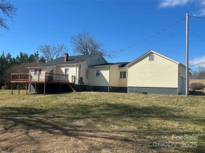 358 Lawing Mill Road, Union Mills, NC 28167.  MLS# CAR4163320, YatesRealty ID 30639. 