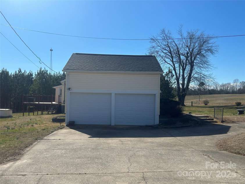 358 Lawing Mill Road, Union Mills, NC 28167.  MLS# CAR4163320, YatesRealty ID 30639. 