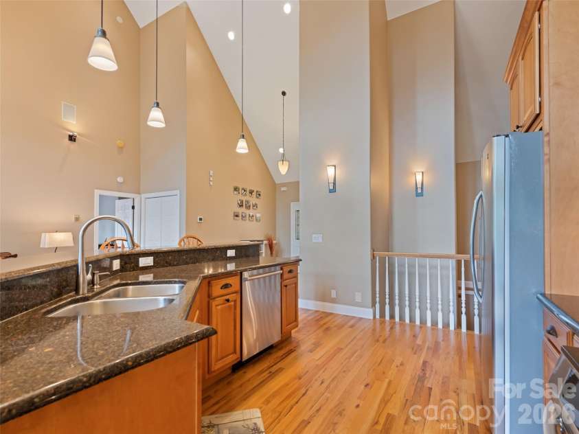406 Inverness Drive, Waynesville, NC 28785.  MLS# CAR4393022, YatesRealty ID 30639. 