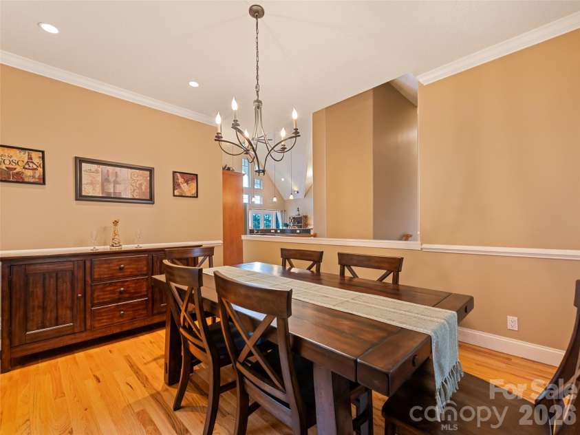 406 Inverness Drive, Waynesville, NC 28785.  MLS# CAR4393022, YatesRealty ID 30639. 