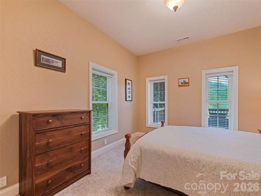 406 Inverness Drive, Waynesville, NC 28785.  MLS# CAR4393022, YatesRealty ID 30639. 