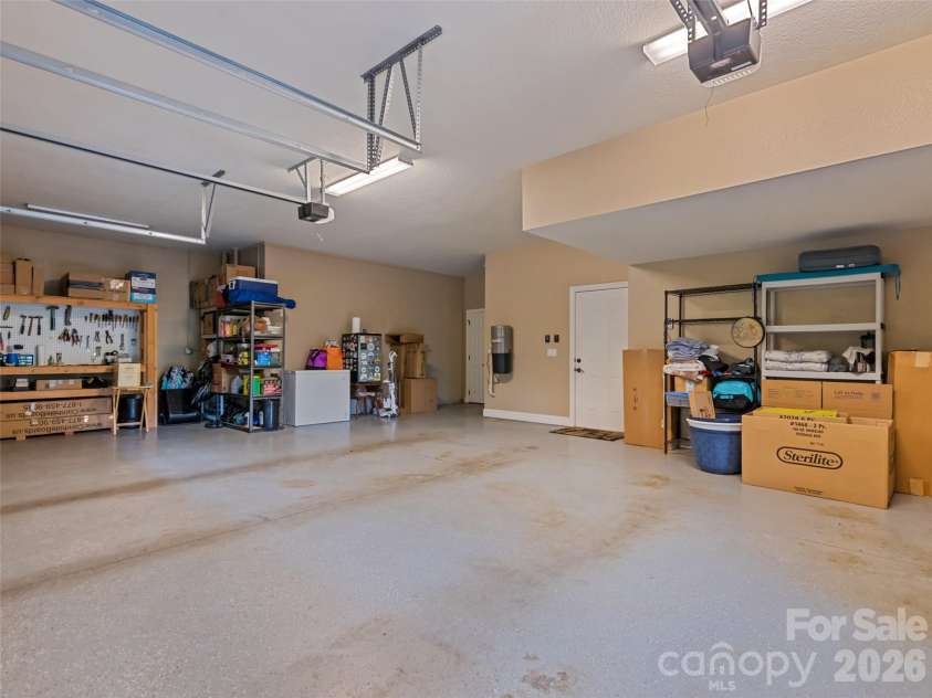406 Inverness Drive, Waynesville, NC 28785.  MLS# CAR4393022, YatesRealty ID 30639. 