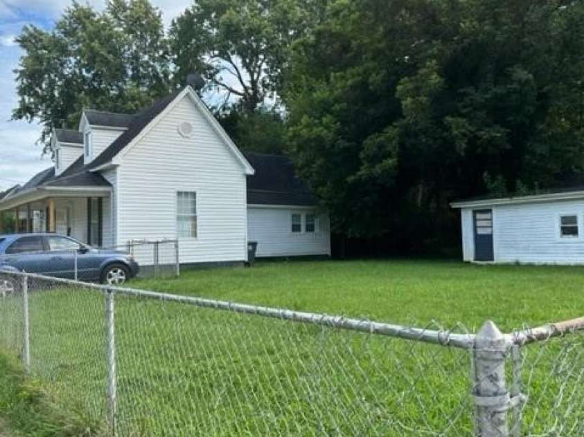 505 Cemetery Street, Salisbury, NC 28144.  MLS# CAR4285842, YatesRealty ID 3064. 