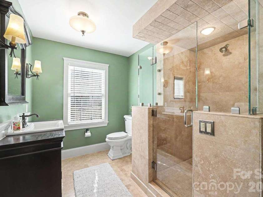 2215 Hassell Place, Charlotte, NC 28209.  MLS# CAR4382060, YatesRealty ID 30641. 