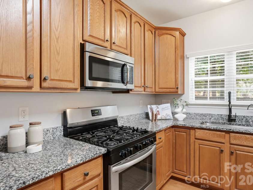 5116 Balsam Bark Lane, Fort Mill, SC 29708.  MLS# CAR4390924, YatesRealty ID 30642. 