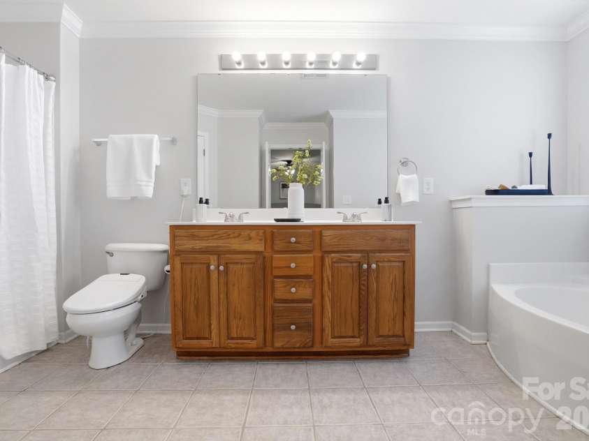 5116 Balsam Bark Lane, Fort Mill, SC 29708.  MLS# CAR4390924, YatesRealty ID 30642. 