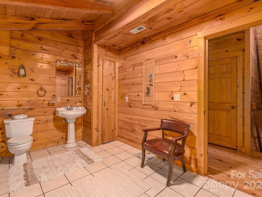 8331 Sugar Hill Road, Marion, NC 28752.  MLS# CAR4288059, YatesRealty ID 30642. Bathroom upstairs