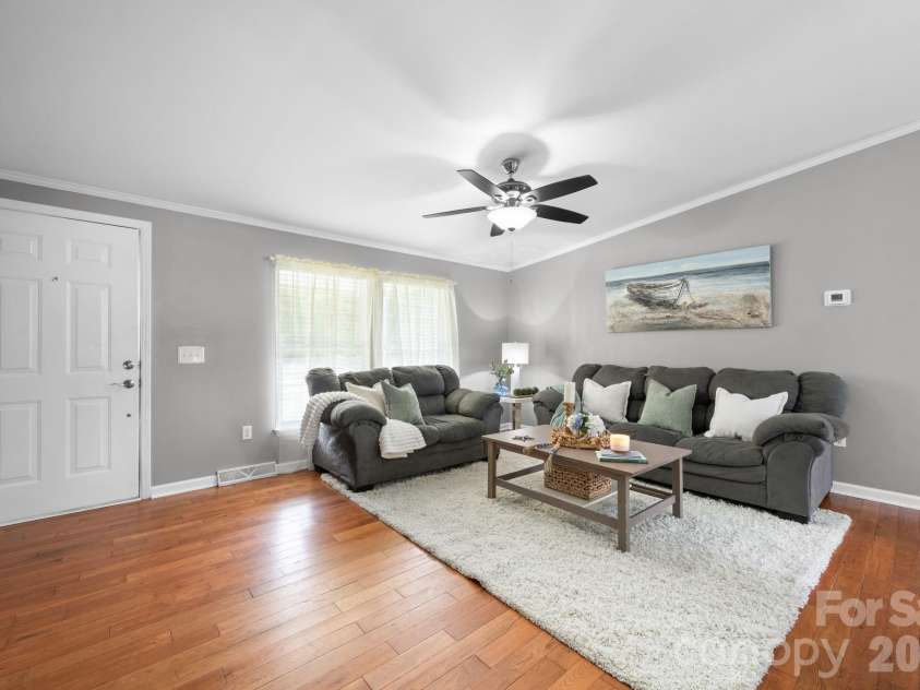 150 Bost Nursery Road, Maiden, NC 28650.  MLS# CAR4388448, YatesRealty ID 30643. Spacious Living Room