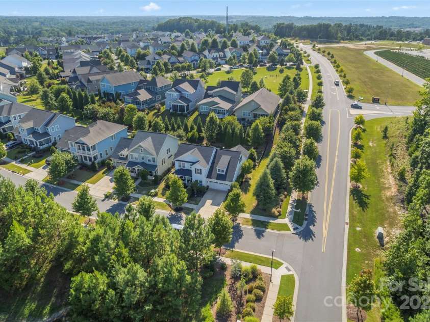 429 Sensibility Circle, Fort Mill, SC 29708.  MLS# CAR4279790, YatesRealty ID 30644. 