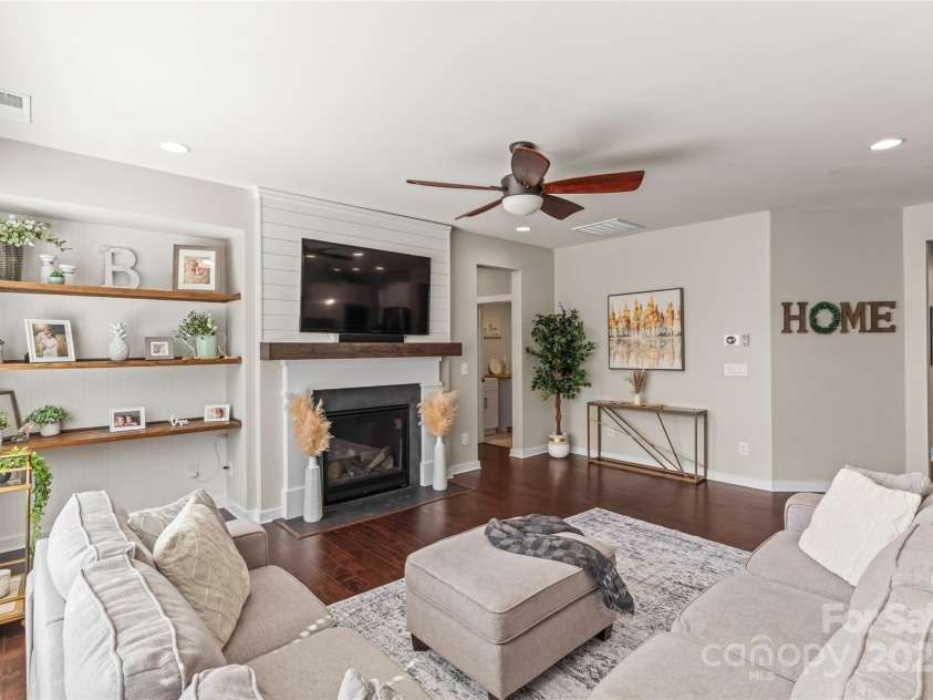 429 Sensibility Circle, Fort Mill, SC 29708.  MLS# CAR4279790, YatesRealty ID 30644. 