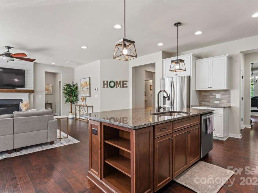 429 Sensibility Circle, Fort Mill, SC 29708.  MLS# CAR4279790, YatesRealty ID 30644. 