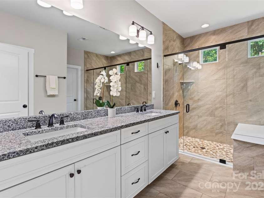 429 Sensibility Circle, Fort Mill, SC 29708.  MLS# CAR4279790, YatesRealty ID 30644. 