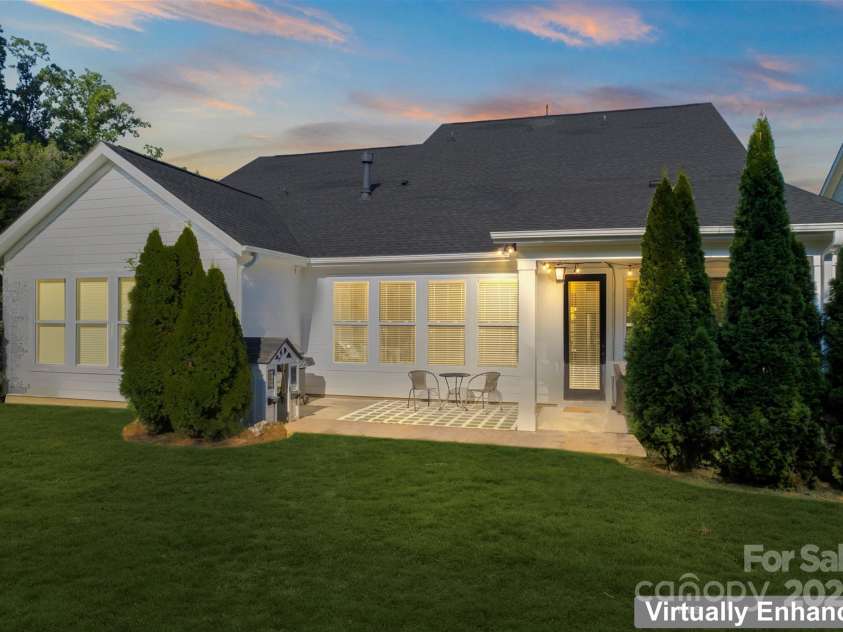 429 Sensibility Circle, Fort Mill, SC 29708.  MLS# CAR4279790, YatesRealty ID 30644. 