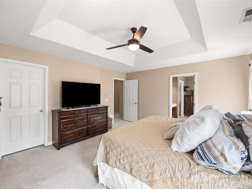 183 Autumn Falls Drive, Clover, SC 29710.  MLS# CAR4360967, YatesRealty ID 30645. 