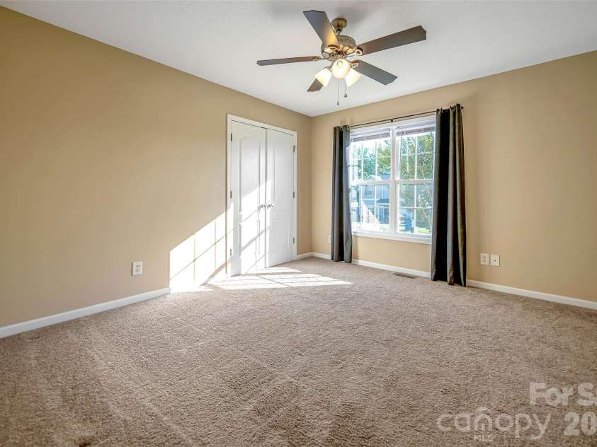 158 Autumn Woods Drive, Kings Mountain, NC 28086.  MLS# CAR4382691, YatesRealty ID 30647. 