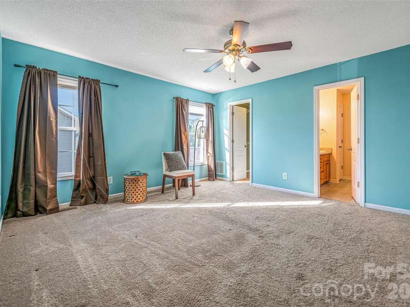 158 Autumn Woods Drive, Kings Mountain, NC 28086.  MLS# CAR4382691, YatesRealty ID 30647. 