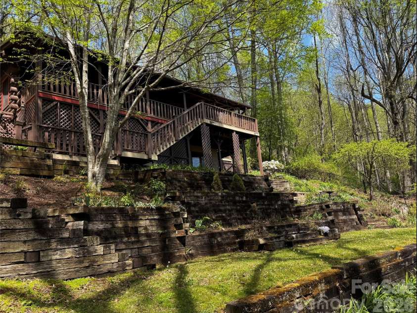 1618 Walnut Creek Road, Waynesville, NC 28786.  MLS# CAR4370470, YatesRealty ID 30649. 