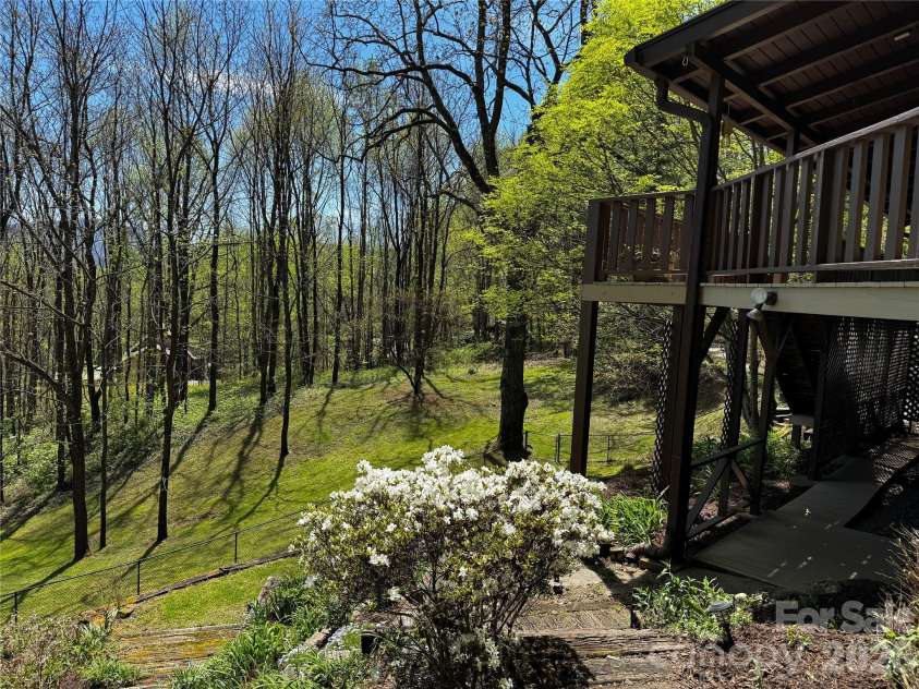 1618 Walnut Creek Road, Waynesville, NC 28786.  MLS# CAR4370470, YatesRealty ID 30649. 