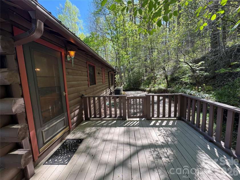1618 Walnut Creek Road, Waynesville, NC 28786.  MLS# CAR4370470, YatesRealty ID 30649. 