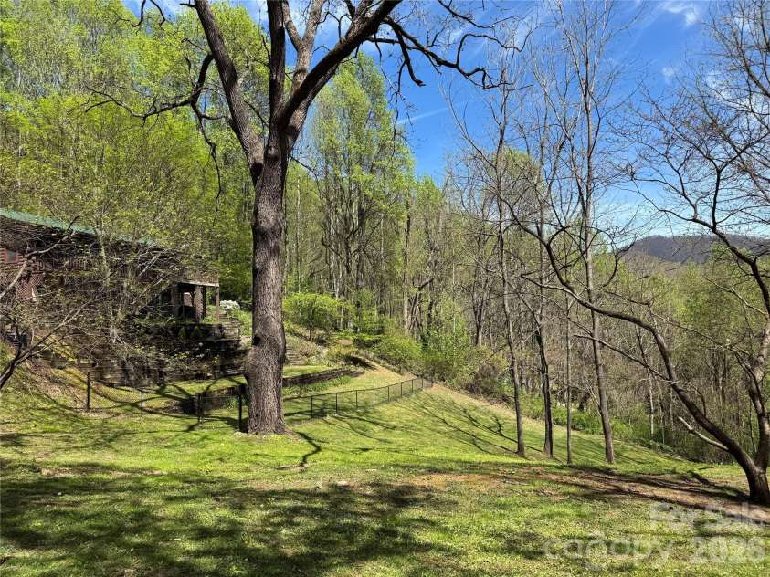 1618 Walnut Creek Road, Waynesville, NC 28786.  MLS# CAR4370470, YatesRealty ID 30649. 